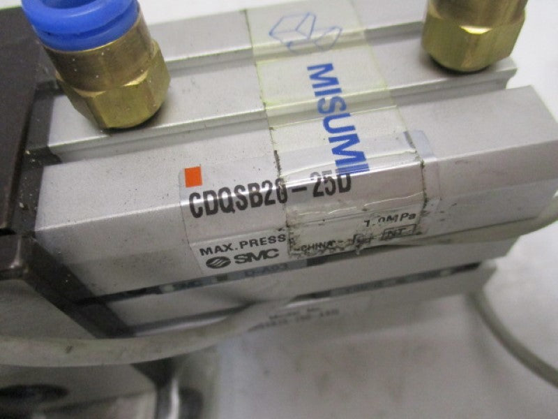 SMC CDQSB20-25D-A93L COMPACT CYLINDER (AS PICTURED)  UNMP
