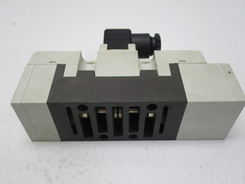 CKD PV5G-8-FJG-D-3-N SOLENOID VALVE 24VDC  UNMP