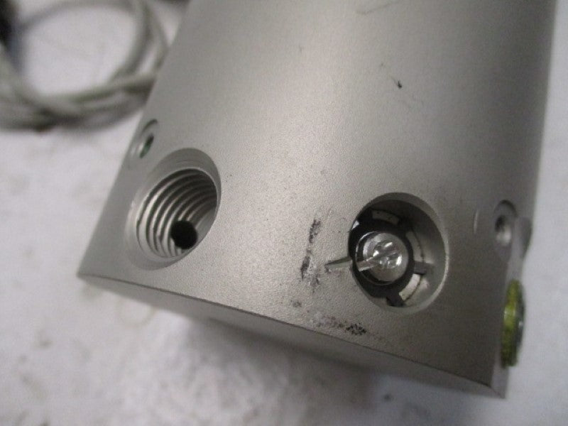 SMC CKG1A63-100YA-J59SDPC-X674 CYLINDER  NSNP
