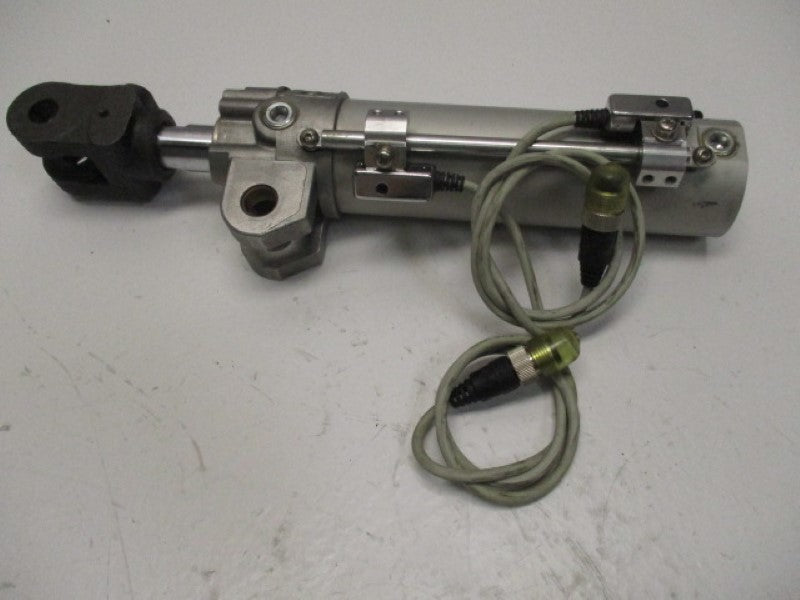 SMC CKG1A40-100YA-J59SDPC-X1852 CYLINDER   UNMP