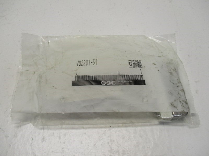 SMC VQ2201-51 PLUG IN VALVE  NSMP