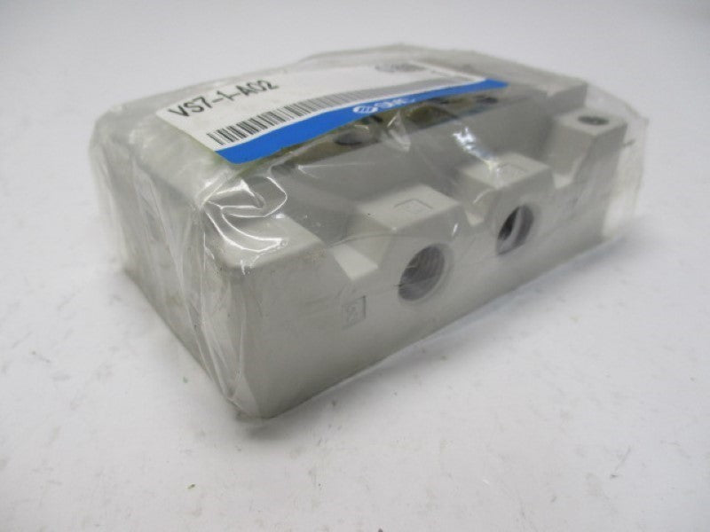 SMC VS7-1-A02 SUBPLATE 1/4" * NEW IN FACTORY BAG *