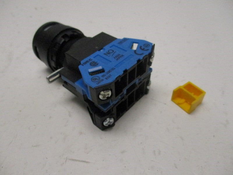 IDEC HWIL-MF210Q4-W WHITE PUSHBUTTON 24V  NSNP