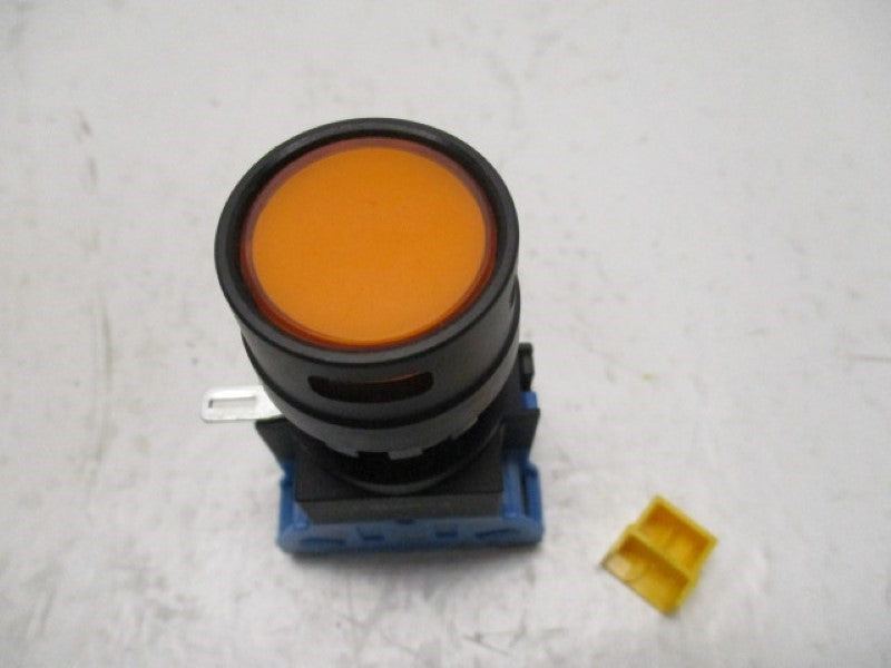IDEC HWIL-MF21Q4A AMBER PUSHBUTTON 24V  NSNP