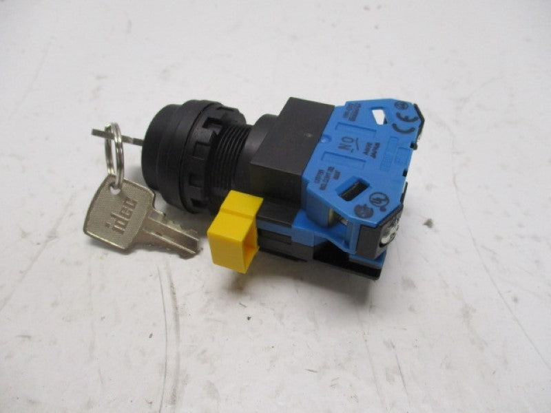 IDEC HW1K-2A10B SWITCH WITH KEY  NSNP