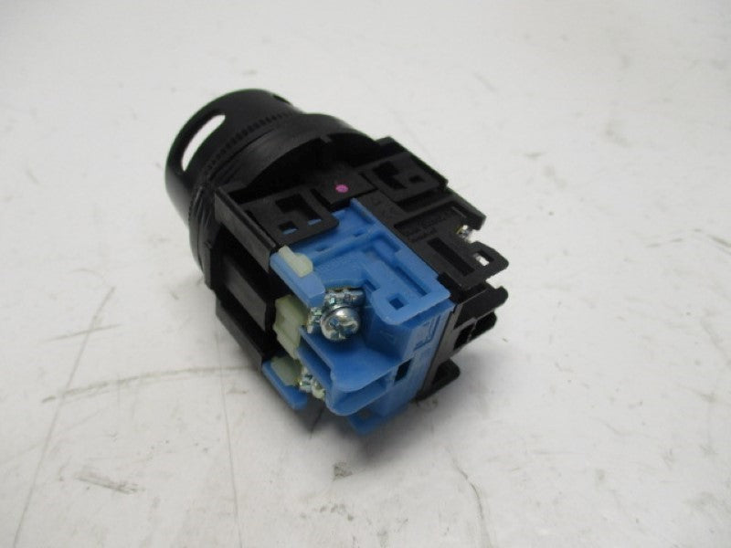 FUJI ELECTRIC  AR30G2LE3-W WHITE PUSHBUTTON  NSNP