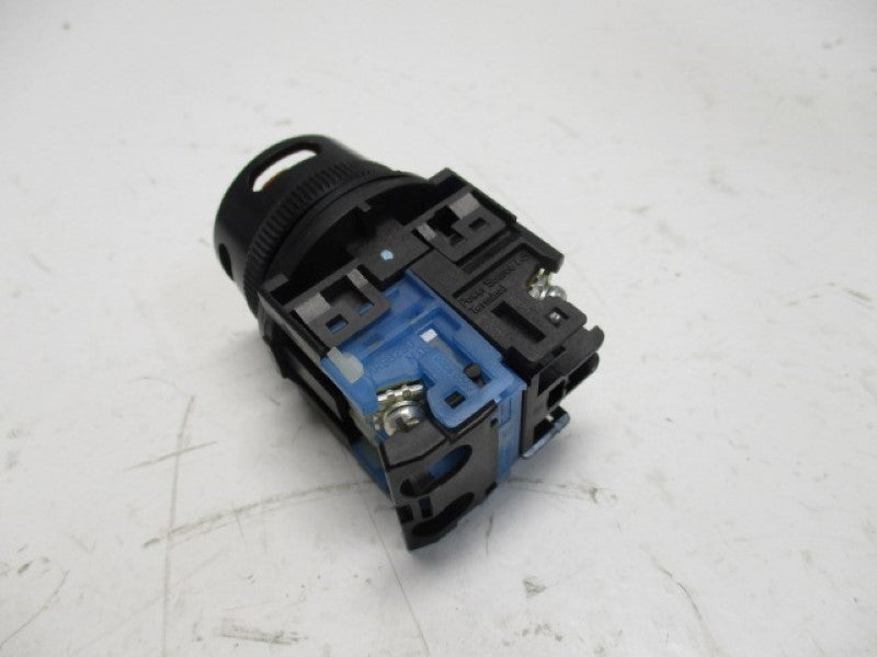 FUJI ELECTRIC AR30G2LE3-A AMBER PUSHBUTTON NSNP
