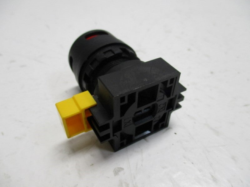 IDEC HW-CL11R RED PUSHBUTTON   NSNP