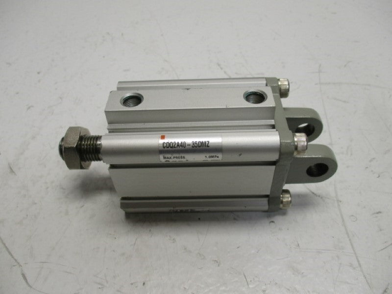 SMC CDQ2A40-35DMZ COMPACT CYLINDER  UNMP