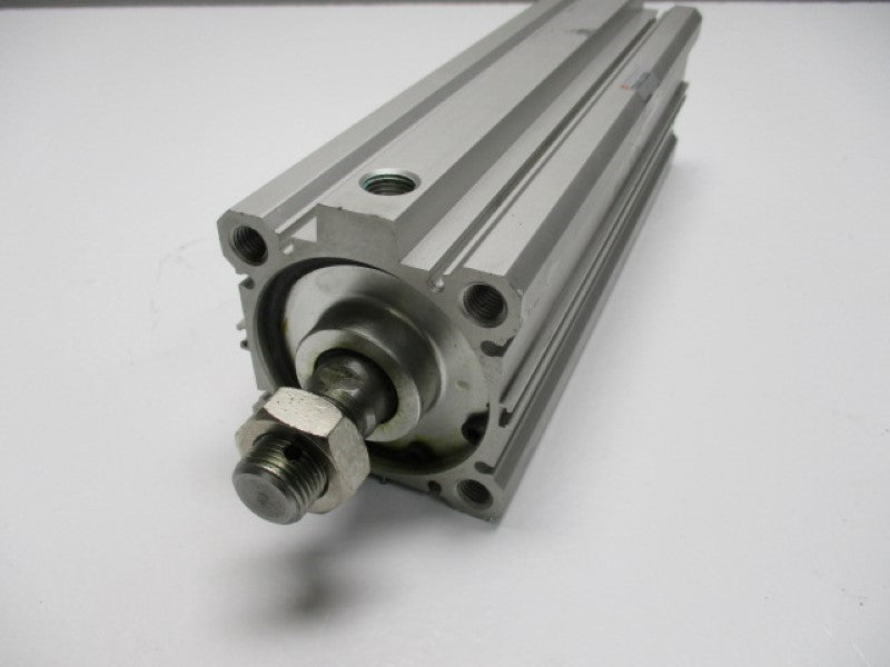 SMC CDQ2A63-200DCM CYLINDER  UNMP