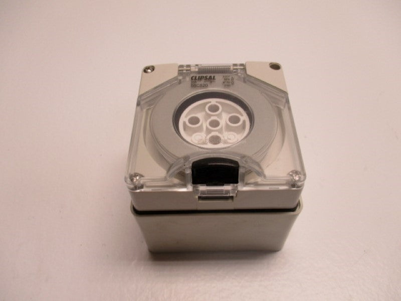 CLIPSAL 56C520 OUTLET BOX  20A 500V (AS PICTURED)  NSNP