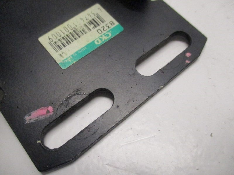 CKD B320 BLACK BRACKET  UNMP