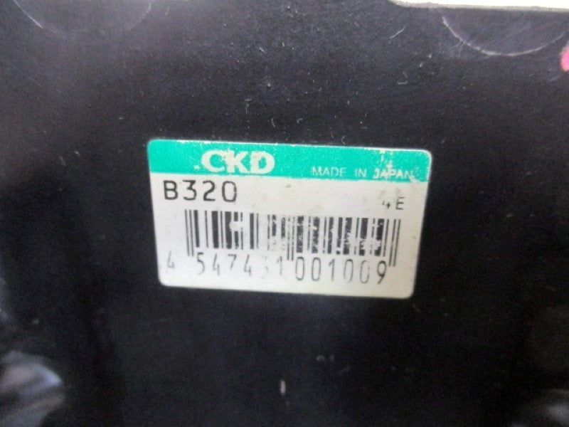 CKD B320 BLACK BRACKET  UNMP
