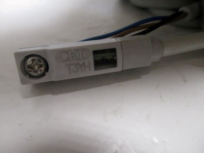 CKD SW-T3YH3 PROXIMITY SWITCH  NSNP