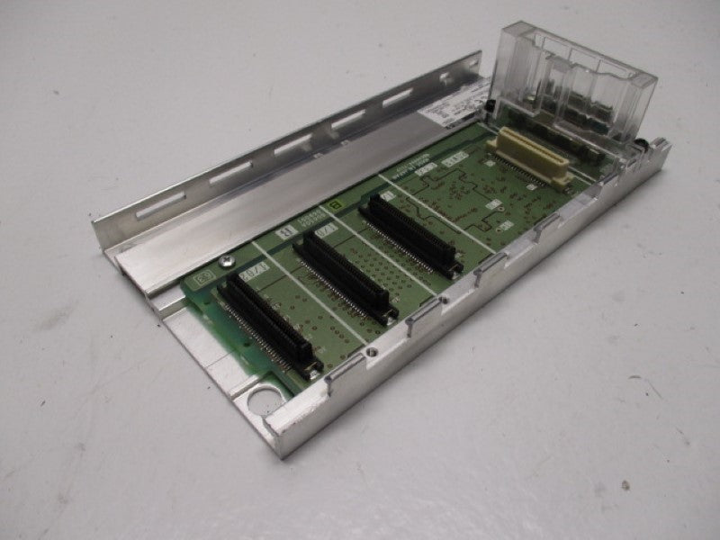 MITSUBISHI Q63B BASE UNIT 5VDC 0.11A  UNMP