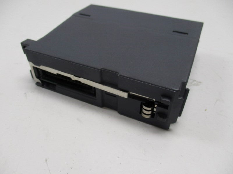 MITSUBISHI QY42P OUTPUT UNIT 12/24VDC  UNMP