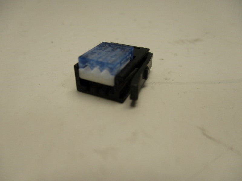 3M 3703 37103-2165-000 BLUE SENSOR CONNECTOR  NSNP