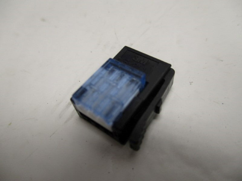 3M 3703 37103-2165-000 BLUE SENSOR CONNECTOR  NSNP