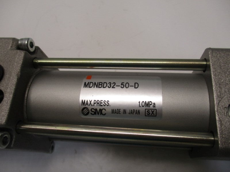 SMC MDNBD32-50-D LOCKING CYLIDNER  NSMP