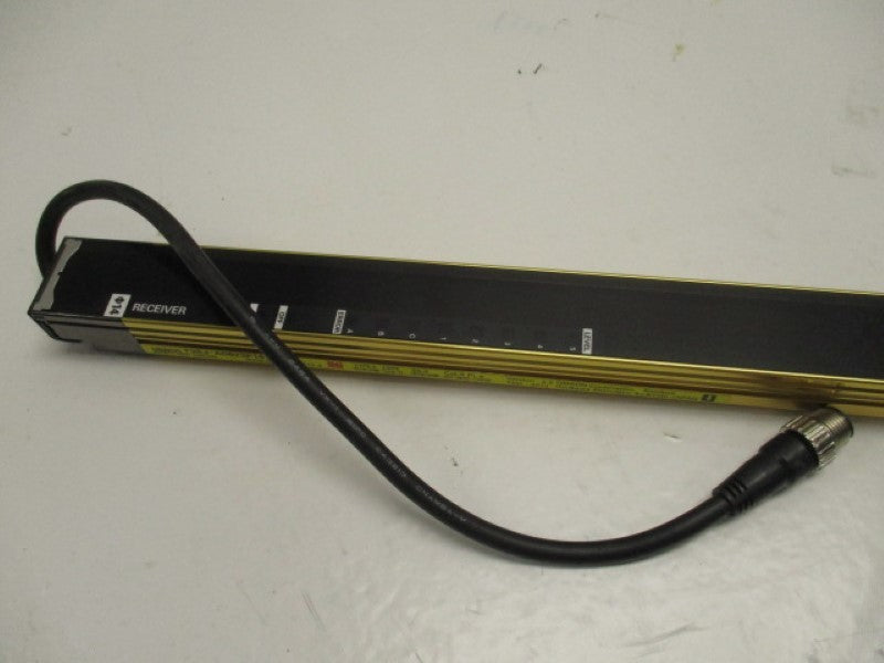 OMRON F3SJ-A0623P14-D SAFETY LIGHT CURTAIN  NSNP