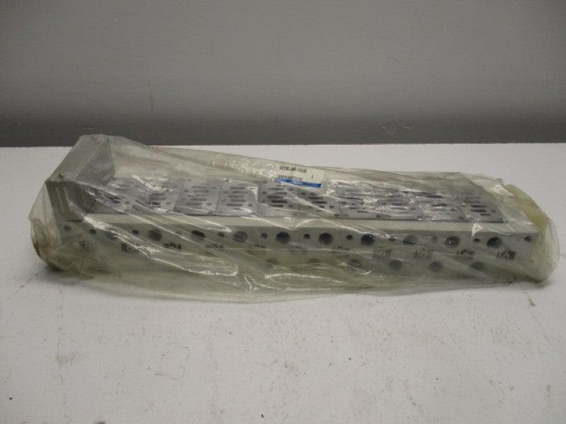 SMC VV7210-04R-04DSB 10-UNIT MANIFOLD  NSMP
