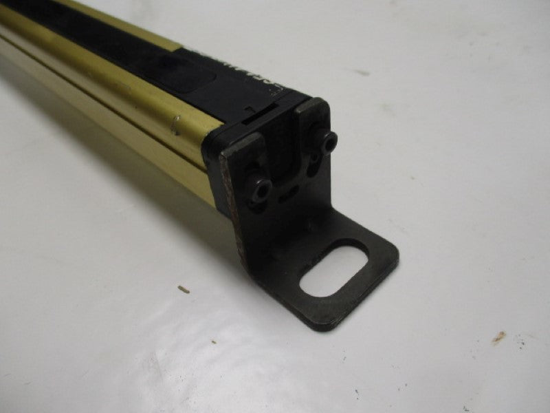 SUNX SF4-AH64-T EMITTER SAFETY LIGHT CURTAIN  NSNP