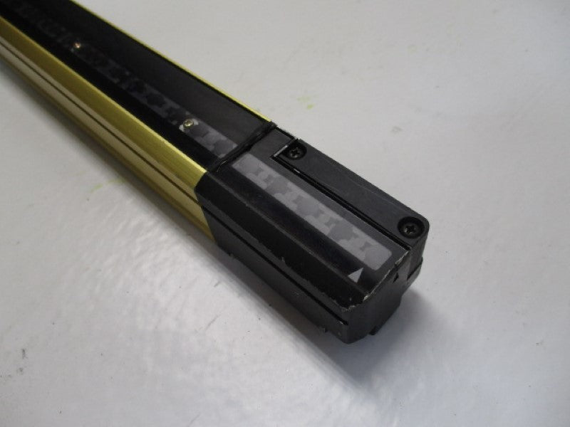 SUNX SF4B-H80 RECIEVER SAFETY LIGHT CURTAIN  UNMP