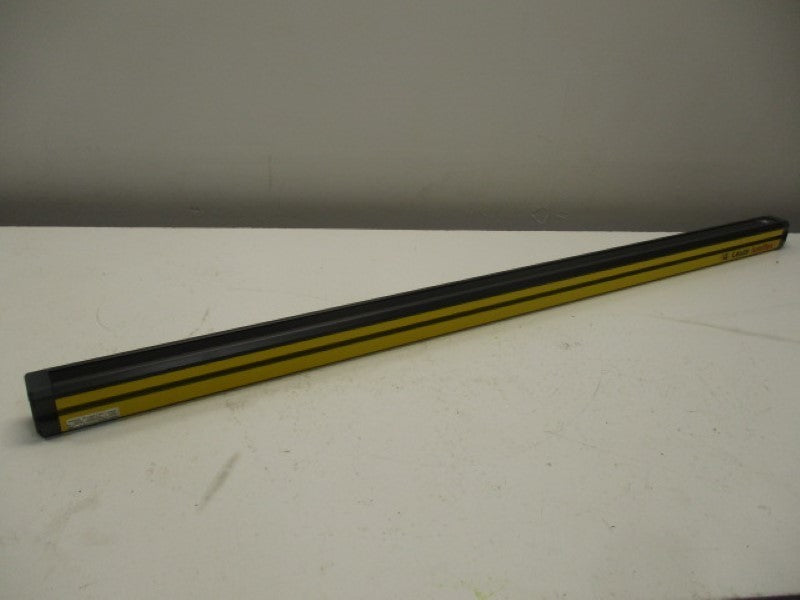 LUEZE CR50-1200 SAFETY LIGHT CURTAIN RECIEVER SENSOR  UNMP