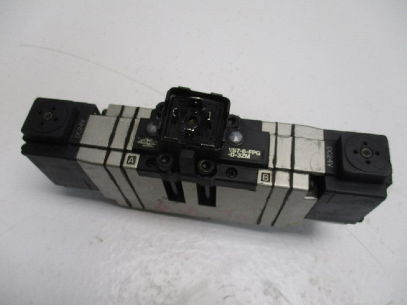SMC VS7-6-FPG-D-3ZM DOUBLE SOLENOID VALVE 24VDC  UNMP
