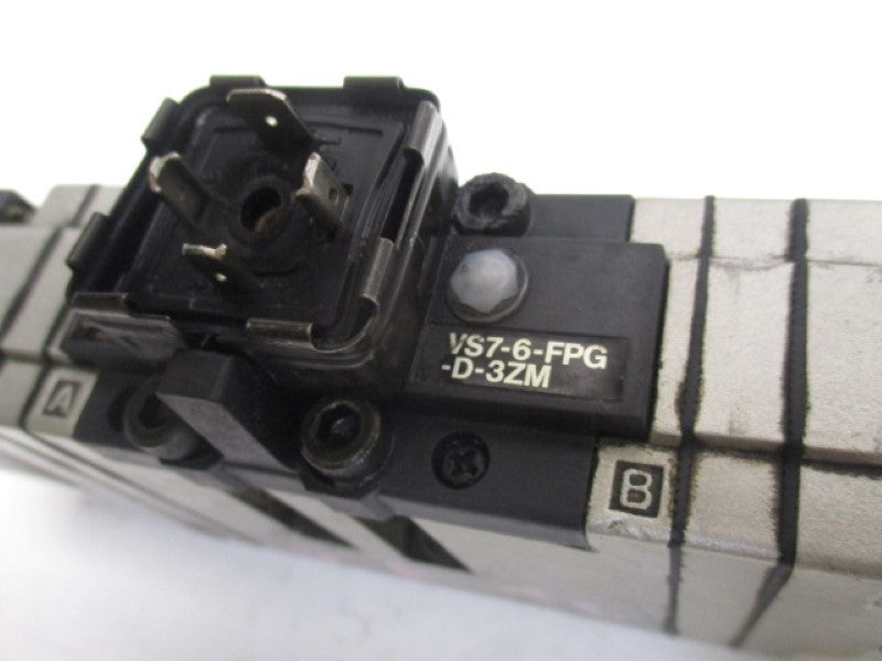SMC VS7-6-FPG-D-3ZM DOUBLE SOLENOID VALVE 24VDC  UNMP