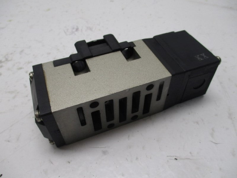 SMC VS7-6-FG-S-3N SOLENOID VALVE 24VDC  UNMP