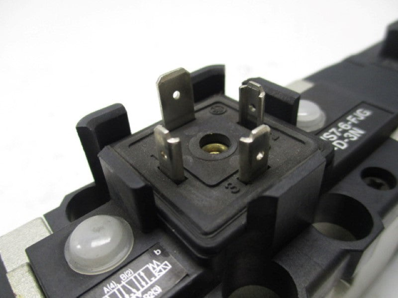SMC VS7-6-FJG-D-3N SOLENOID VALVE 24VDC  NSNP