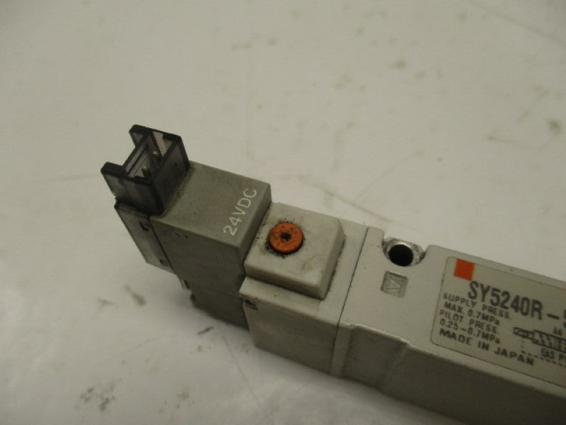 SMC SY5240R-5MZ DOUBLE SOLENOID VALVE 24VDC  UNMP