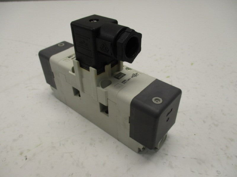 SMC VQ7-6-FG-D-3ZR-Q ISO DOUBLE SOLENOID VALVE   NSNP