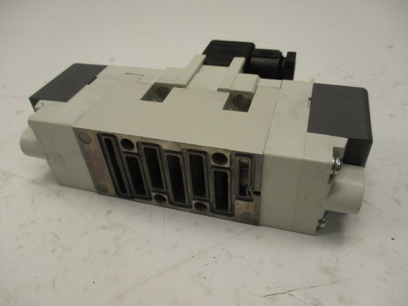 SMC VQ7-6-FG-D-3ZR-Q ISO DOUBLE SOLENOID VALVE   NSNP