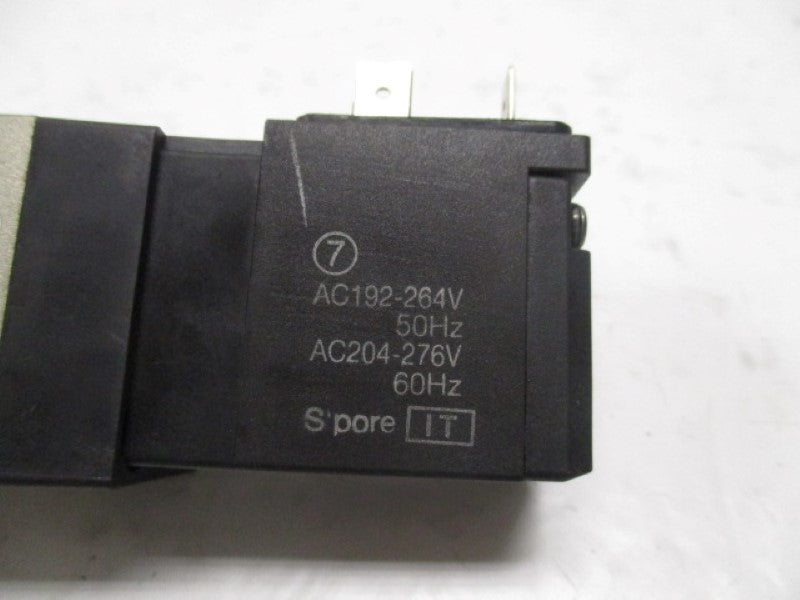 SMC VF3130-7D-02 SOLENOID VALVE 192-264/204-276V  NSNP