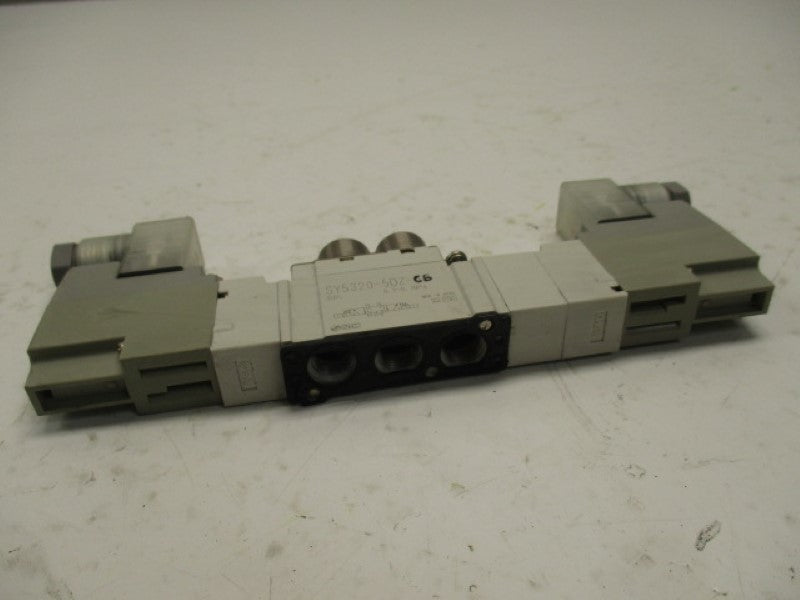 SMC SY5320-5DZ-01 SOLENOID VALVE  24V (AS PICTURED)  UNMP