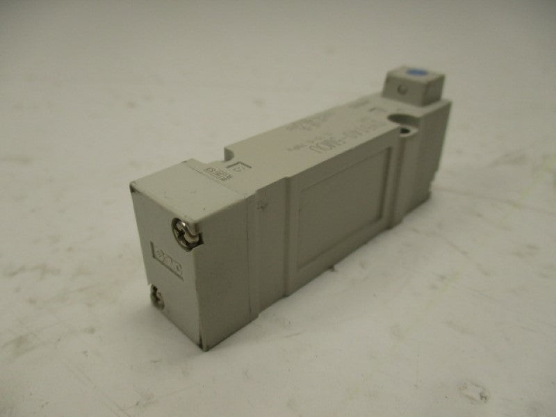 SMC SY5140-5M0U SOLENOID VALVE (AS PICTURED)  UNMP  (NO COIL)