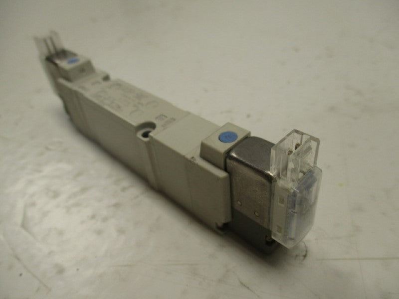 SMC SY5340R-5MZ DOUBLE SOLENOID VALVE 24VDC  NSNP