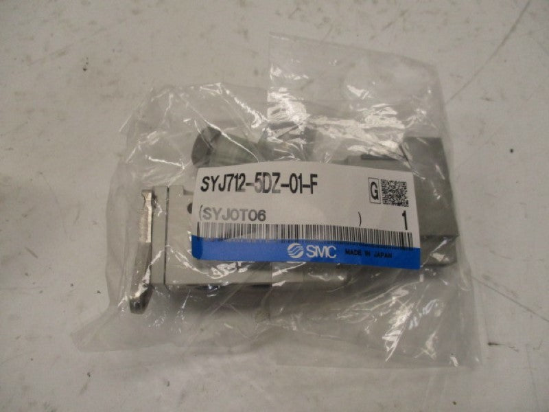 SMC SYJ712-5DZ-01-F SOLENOID VALVE 24V * NEW IN FACTORY BAG *