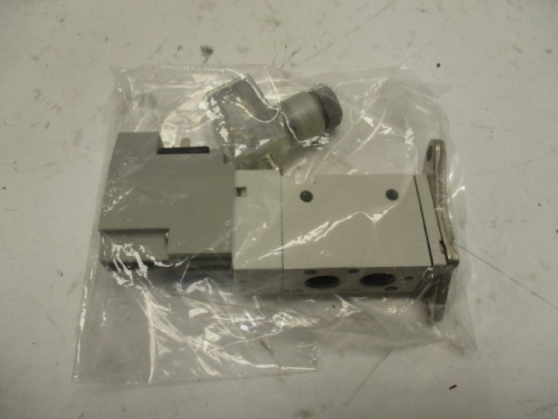 SMC SYJ712-5DZ-01-F SOLENOID VALVE 24V * NEW IN FACTORY BAG *