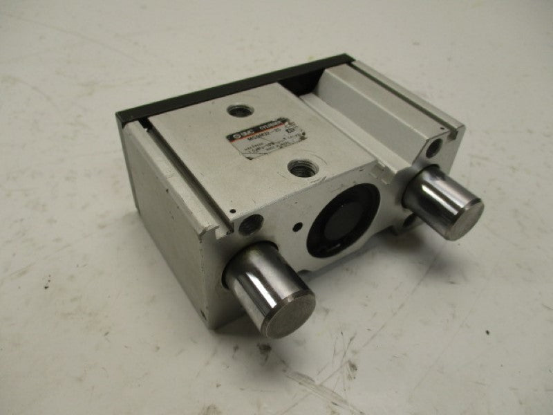 SMC MGQM32-125 COMPACT GUIDE CYLINDER  UNMP