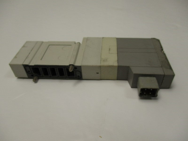 SMC SV1A00-5FU AIR CONTROL VALVE 24VDC  UNMP