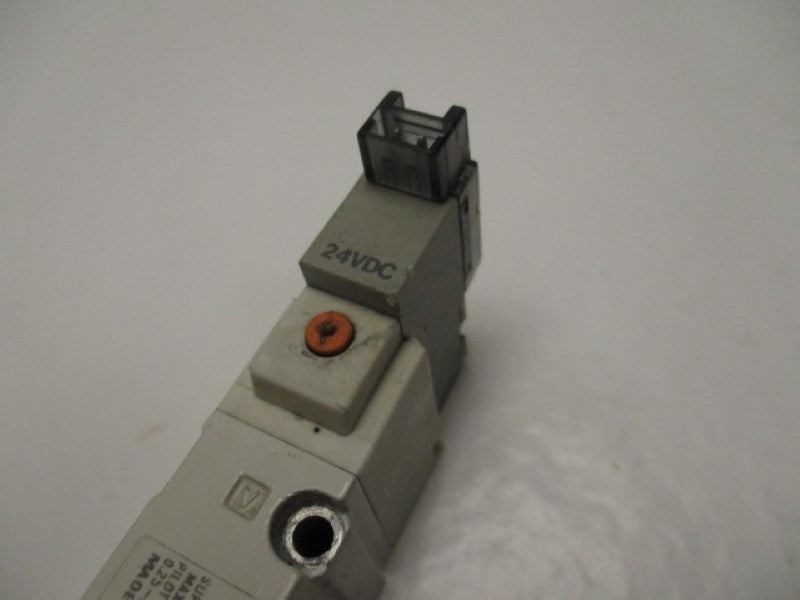 SMC SY5540R-5M0U DOUBLE SOLENOID VALVE 24VDC  UNMP