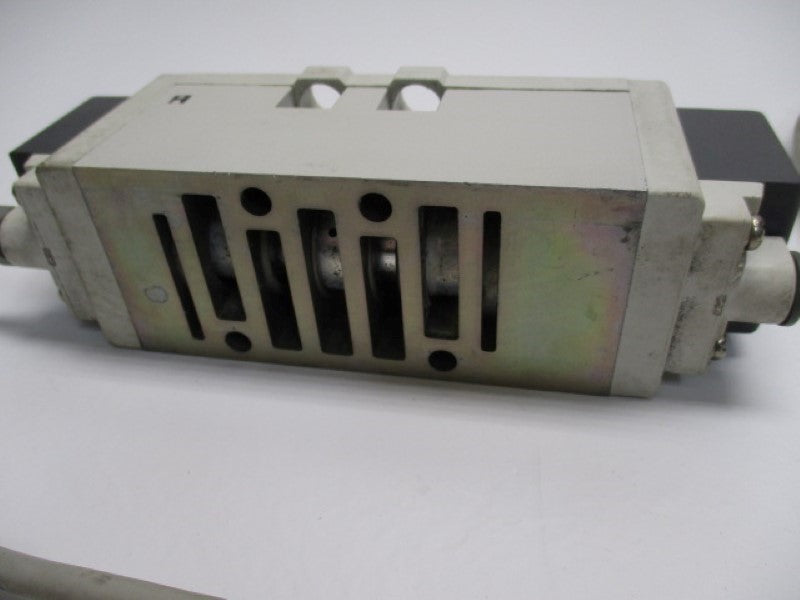 SMC VQ7-8-FHG-D-3NRSC DOUBLE SOLENOID VALVE   UNMP