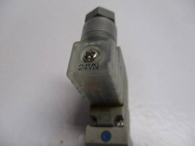 SMC VQZ312-5YZ1-02-F-Q VALVE 24V  NSNP