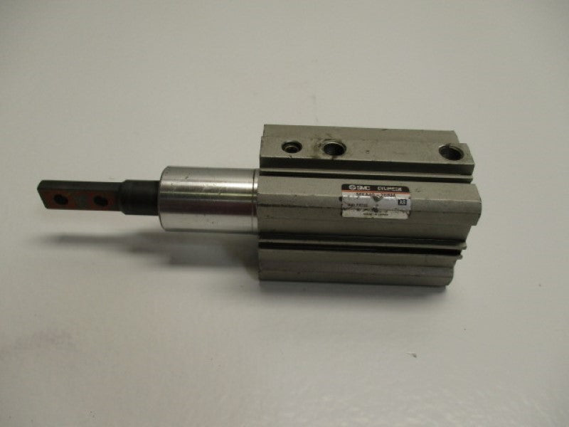 SMC MKA40-20RM ROTARY CLAMP CYLINDER  UNMP