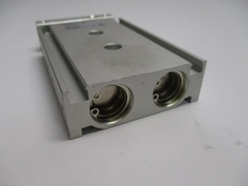 SMC CXSM15-25 AIR CYLINDER  UNMP