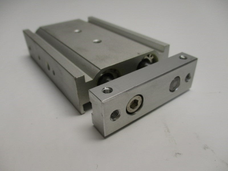 SMC CXSM15-25 AIR CYLINDER  UNMP
