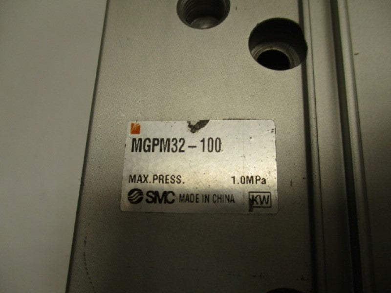SMC MGPM32-100 GUIDE CYLINDER UNMP